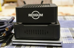 3-х блочный медиа-проигрыватель REDGUM "Aggregata Stack" (Австралия) живьём представлен в салоне "ЗЕНИТ Hi-Fi"